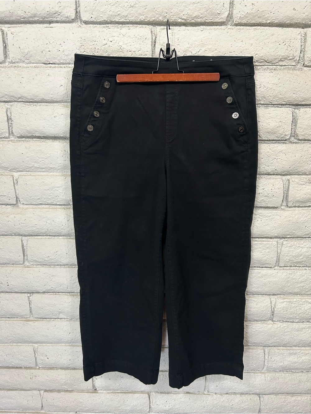 Chico's Black‎ Wide Leg Ankle Pants Size 3R / US 16R